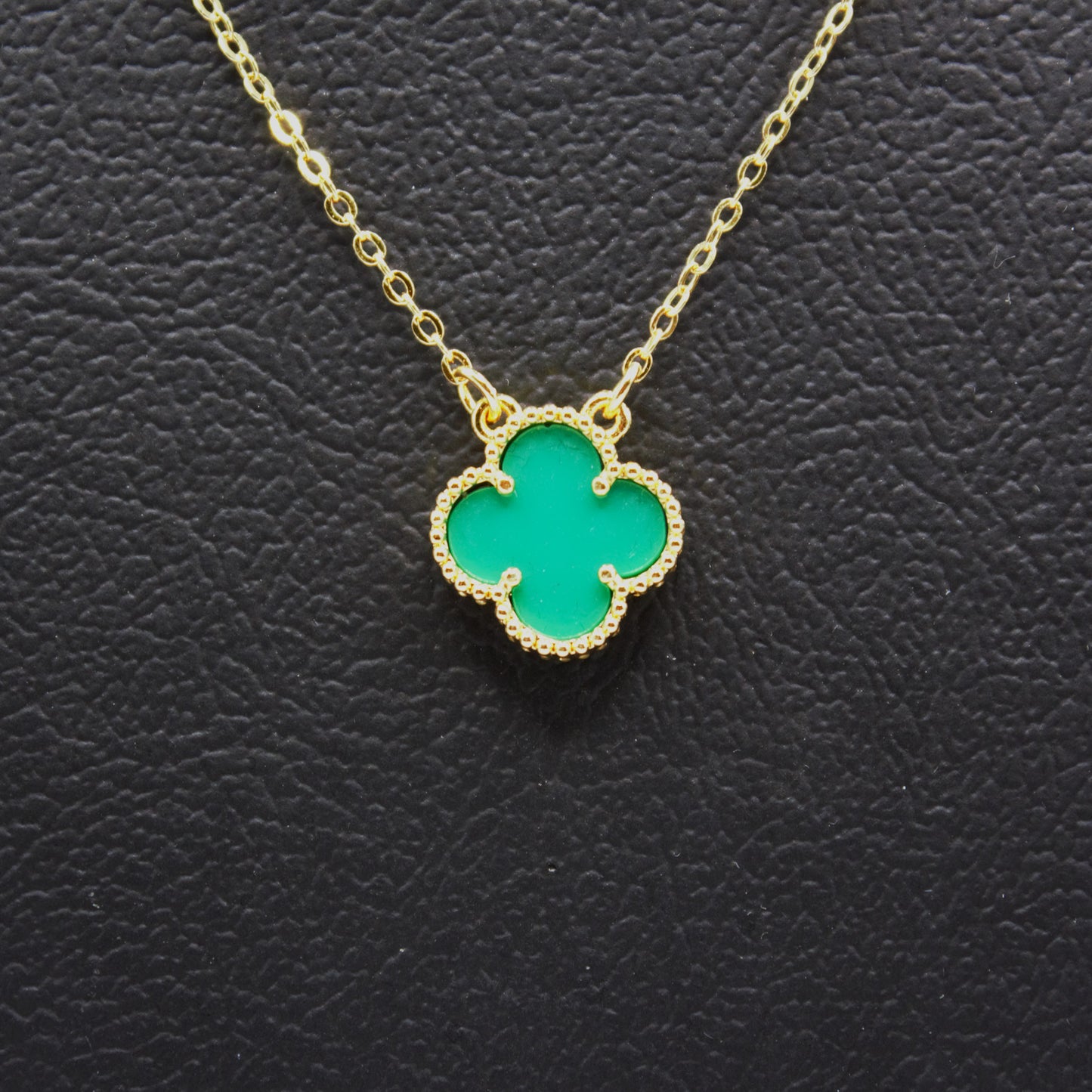 VC Clover Green