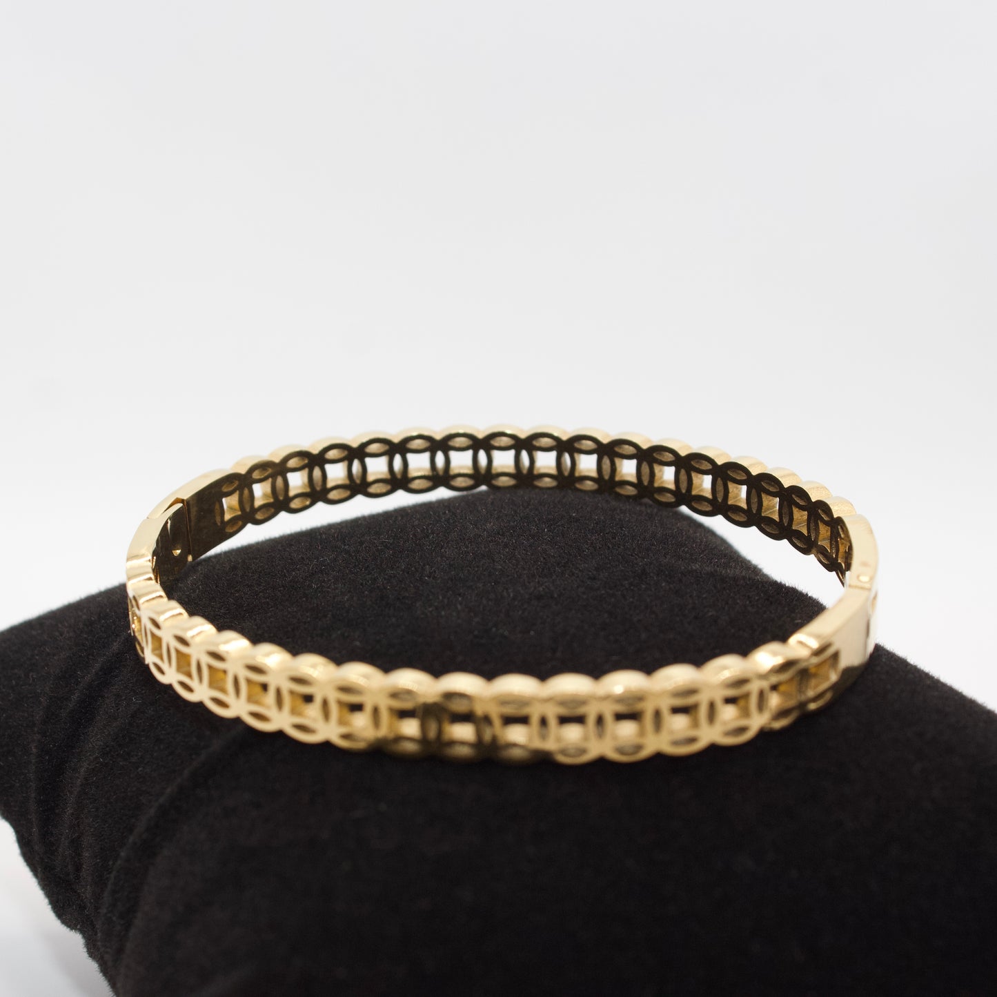 Gold Clash Bangle
