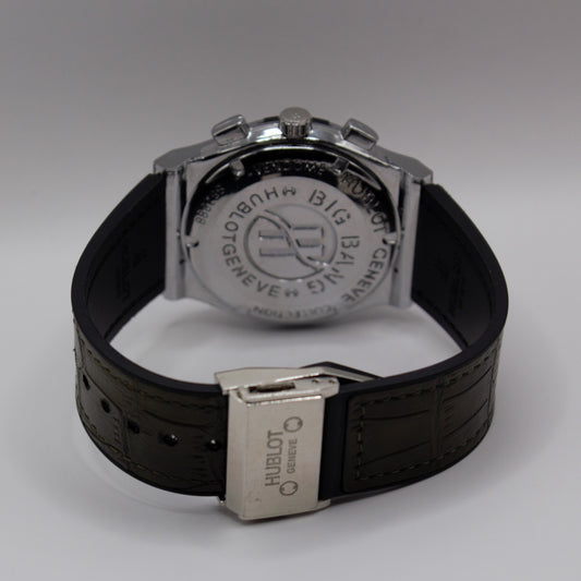 Classic Fusion Titanium Silver Olive Dial - 42mm