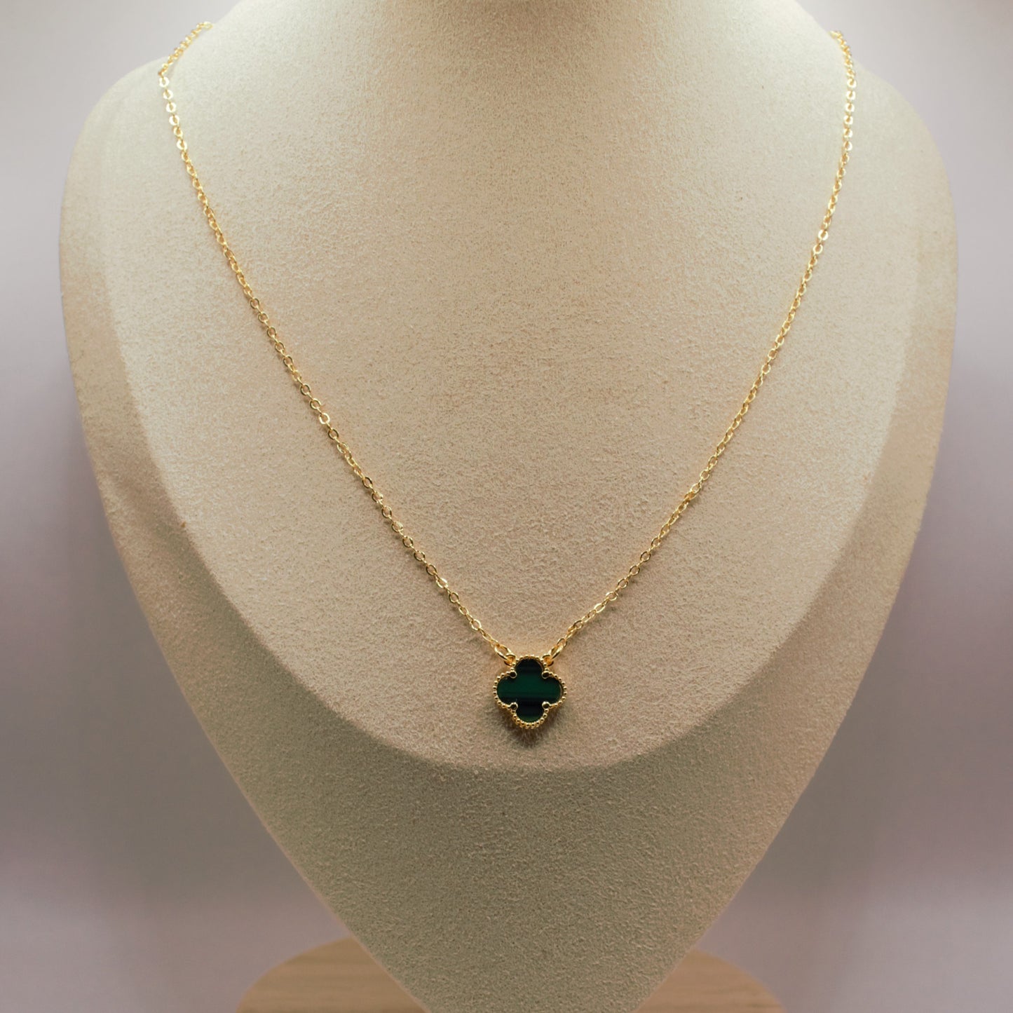 Emeral Green Clover Set