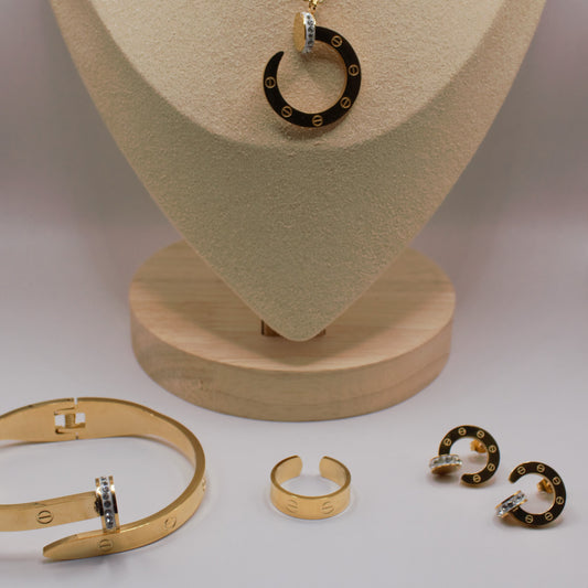 Gold Crystal Nail Set