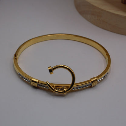 Gold Crystal Hook Set