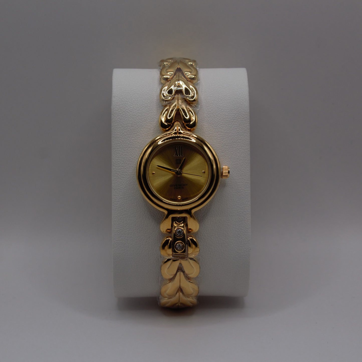 GVCY Heart Chained Band Gold Dial - 22mm