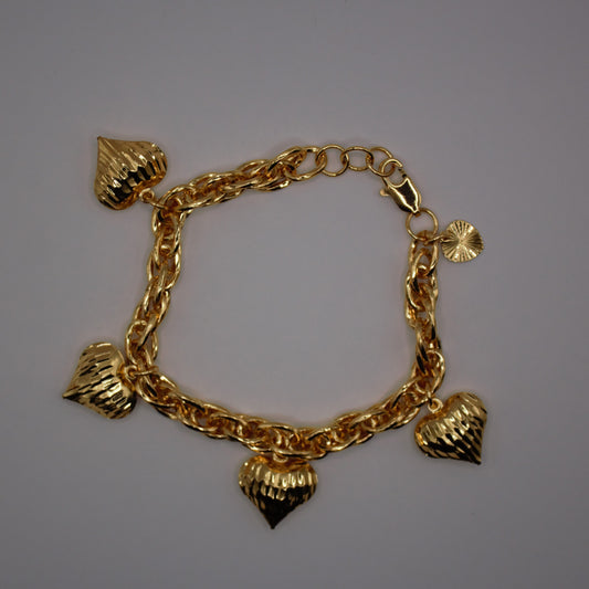 Golden Heart Bracelet 1