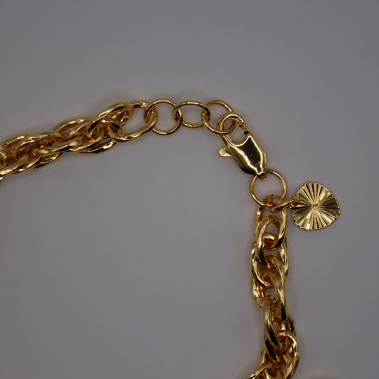Golden Heart Bracelet 1