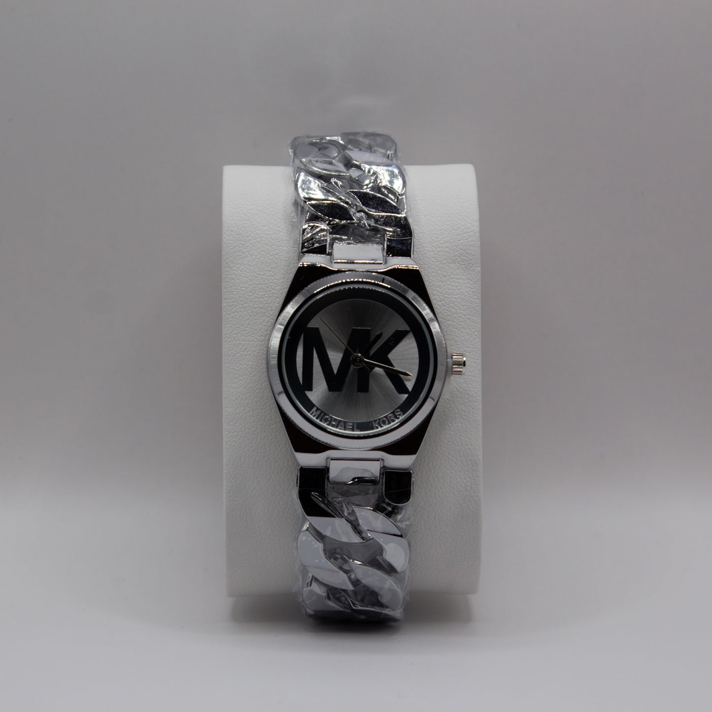 MK Big Logo Chained Silver Silver Dial - 34mm